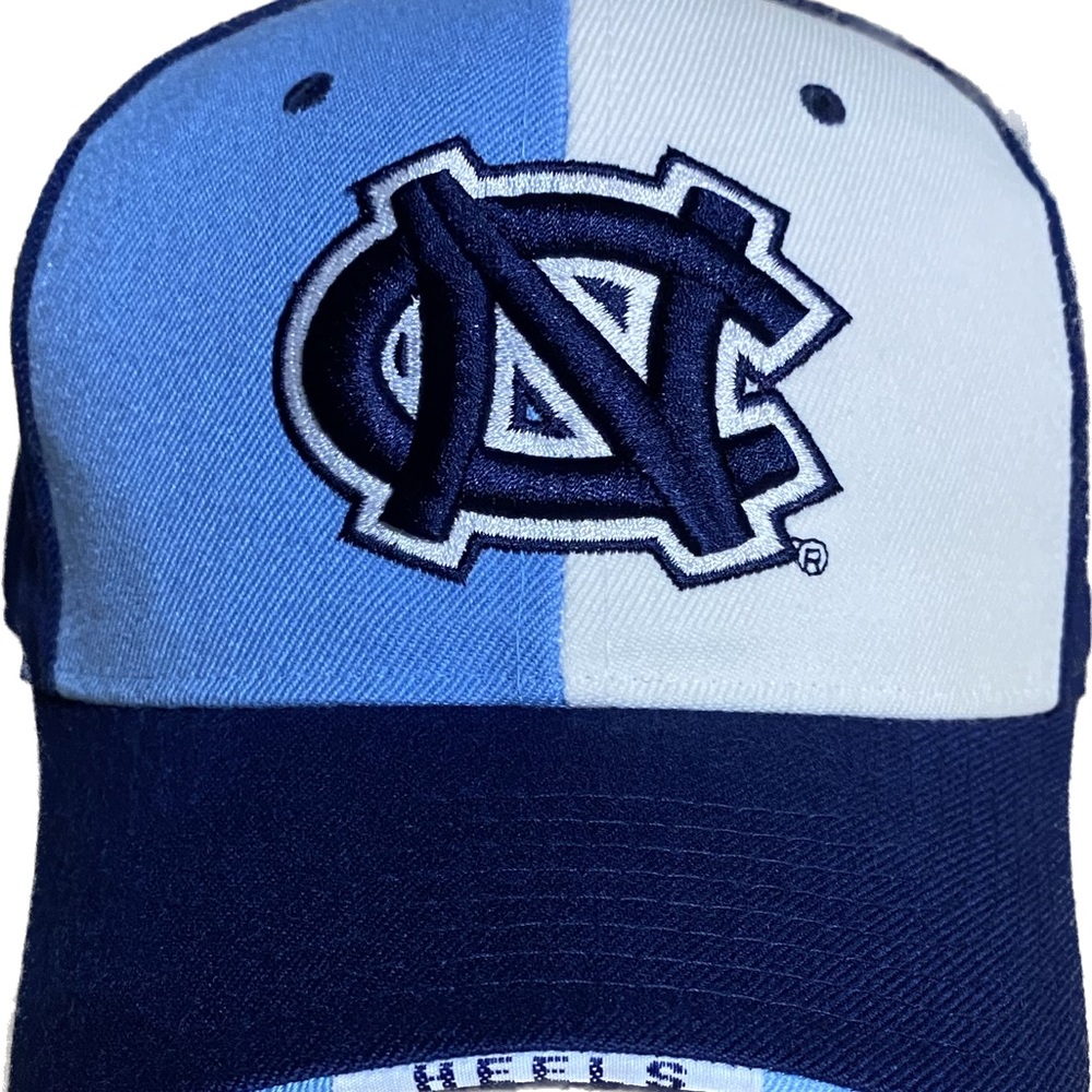 Vintage North Carolina Tar Heels fitted hat.